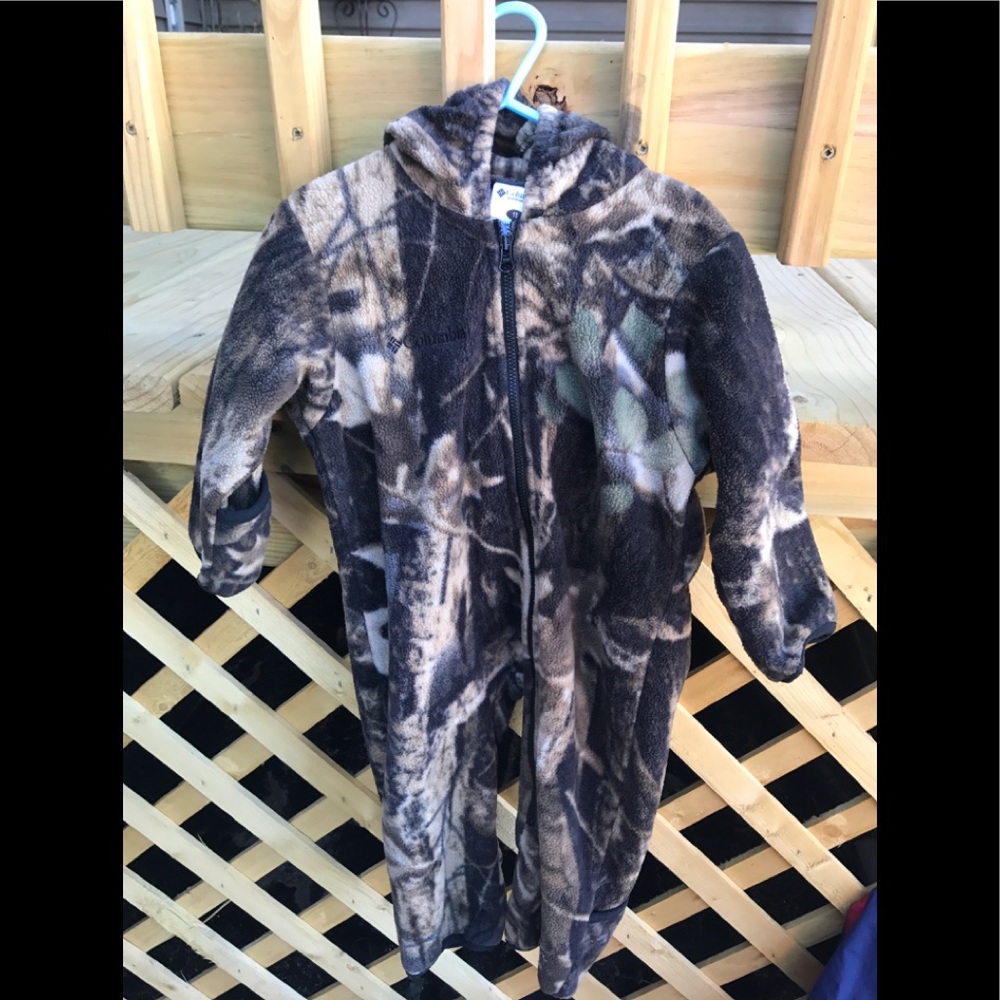 Columbia camouflage baby zip up suit